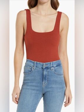 Good American Square Neck Bodysuit in Sepia - Size 0 (XS)